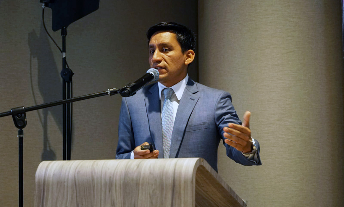 Director Ejecutivo Eduardo Peláez en taller organizado por Embajada Británica en Lima