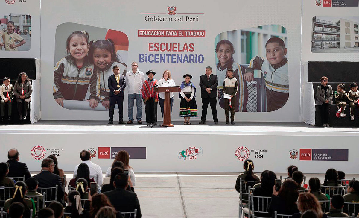 Se inaugura Escuela Bicentenario 2099 Rosa Merino en el Rímac | PEIP ...