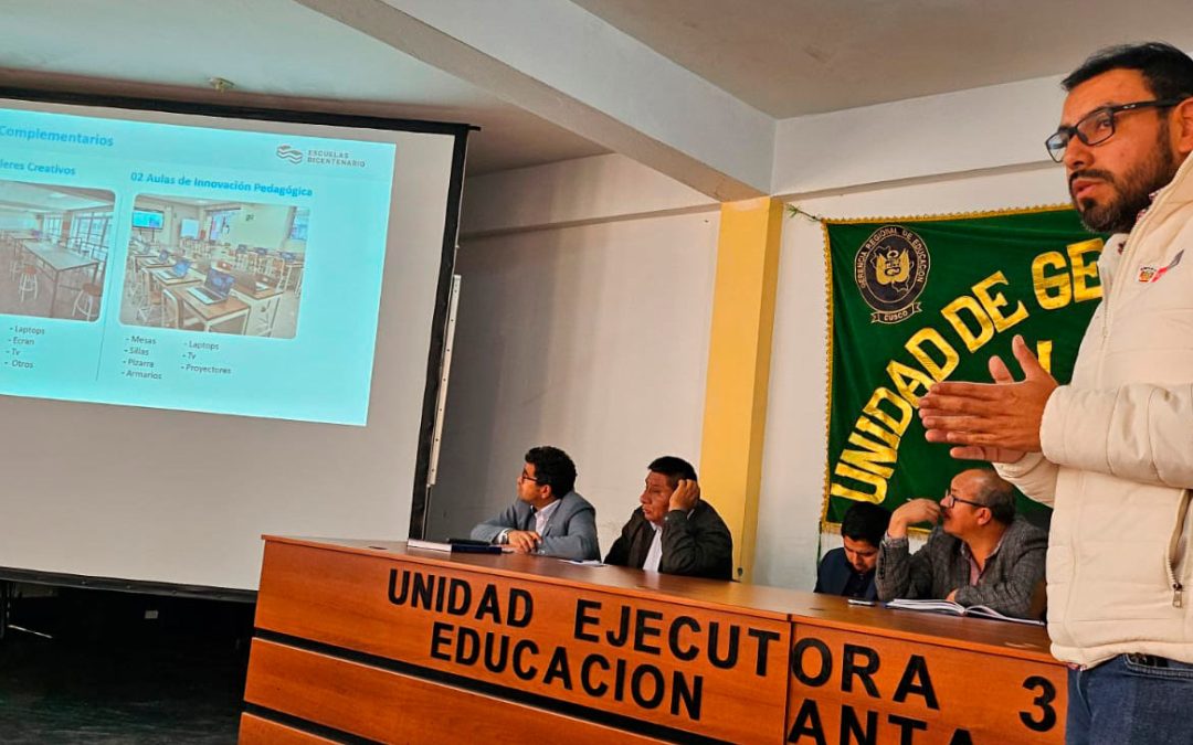 Presentamos el diseño de su Escuela Bicentenario a comunidad educativa de Anta