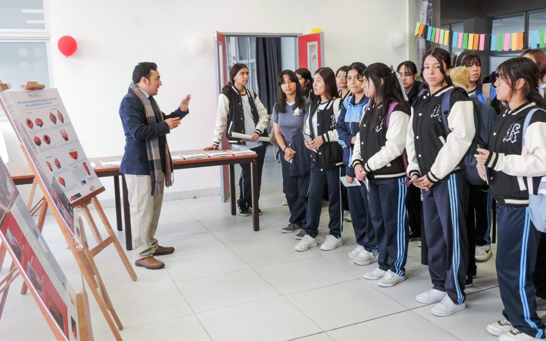 Presentan libro sobre hallazgos arqueológicos de Escuela Bicentenario en el Callao