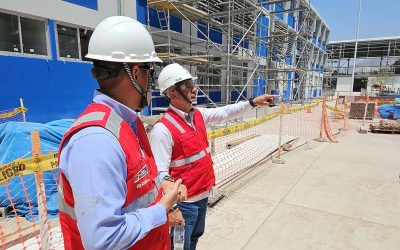 Minedu supervisa trabajos en nueva escuela en Chicama para garantizar infraestructura de calidad a m...