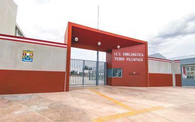 IE Pedro Vilcapaza de Azángaro abre sus puertas en la región Puno para una mejor educación de 1,1...