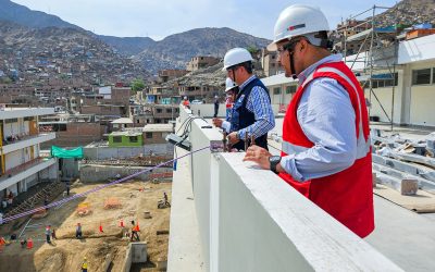 Comunidad educativa de San Juan de Lurigancho constata avances de nueva escuela