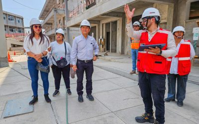 En visita guiada comunidad educativa de la IE Ramiro Prialé Prialé inspeccionó avances de nuevo l...